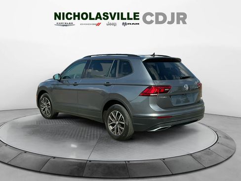 Used 2021 Volkswagen Tiguan S FWD image 3