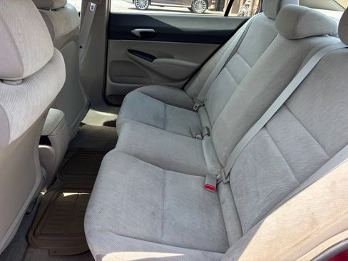 Used 2010 Honda Civic LX image 8