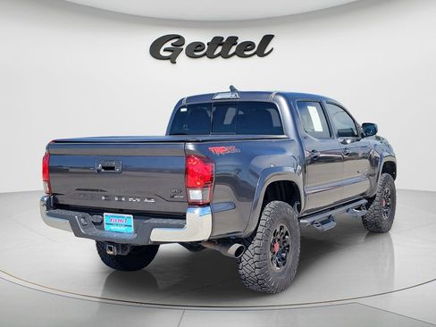 Used 2019 Toyota Tacoma SR5 RWD image 5
