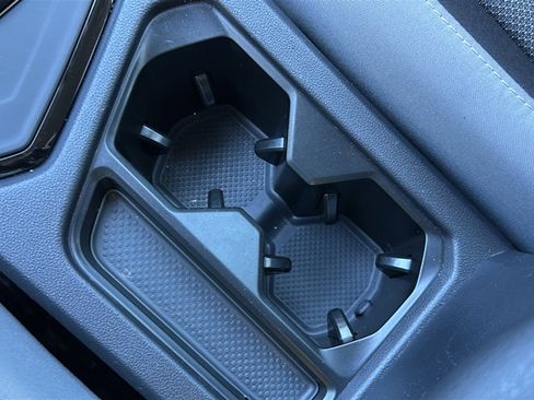 Used 2024 Volkswagen Taos S image 34