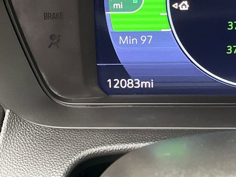 Certified 2023 Chevrolet Bolt EUV LT w/ Comfort Package FWD image 14