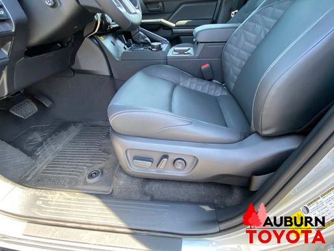 New 2026 Toyota 4Runner TRD Off-Road Premium AWD/4WD image 31