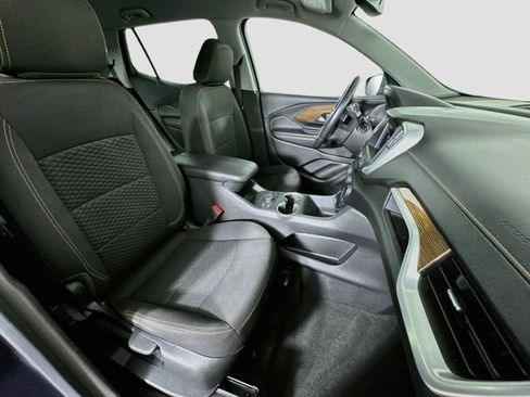 Used 2018 GMC Terrain SLE w/ Driver Convenience Package AWD/4WD image 29