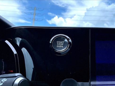 Used 2024 Lexus NX 250 FWD w/ Towing Package (2000 Lbs) image 34