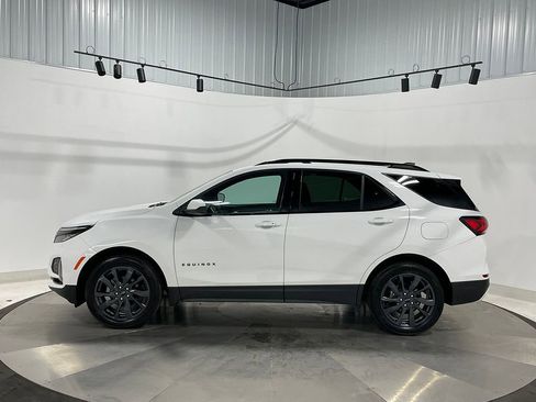 Used 2024 Chevrolet Equinox RS w/ LPO, Floor Liner Package image 16