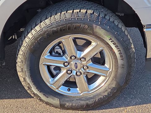 Used 2025 Ford F150 XLT w/ Equipment Group 301A Standard AWD/4WD image 7