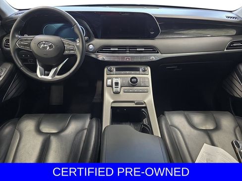 Used 2022 Hyundai Palisade Limited w/ Winter Package FWD image 9