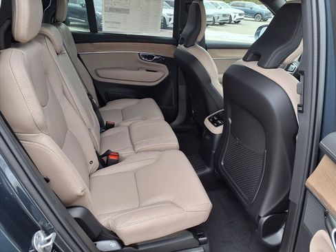 New 2026 Volvo XC90 T8 Ultra image 10