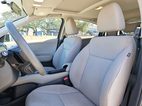 Used 2016 Honda HR-V EX image 13