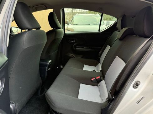 Used 2018 Toyota Prius C Two image 12