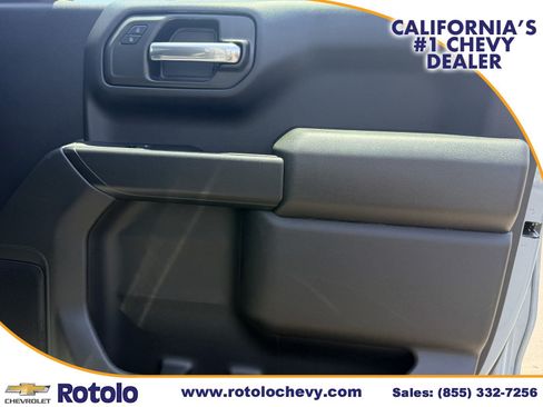 Used 2025 Chevrolet Silverado 1500 Custom w/ Turbomax Blackout Package AWD/4WD image 9