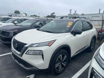 Used 2023 Nissan Rogue SL w/ SL Premium Package