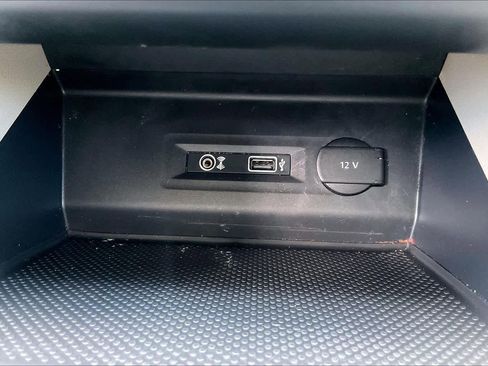 Used 2019 Volkswagen Atlas SE FWD image 33