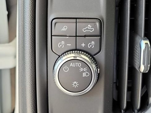 Used 2024 GMC Sierra 2500 Pro w/ Convenience Package RWD image 15