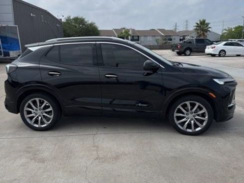 Used 2024 Buick Encore GX Avenir w/ Avenir Technology Package FWD image 2