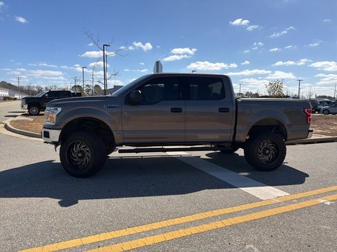 Used 2020 Ford F150 XLT w/ Equipment Group 301A Mid image 3