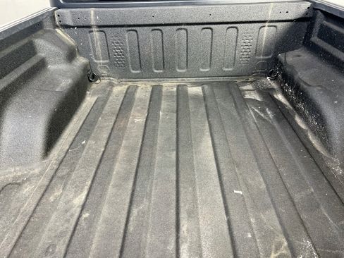 Used 2023 Jeep Gladiator Sport image 25