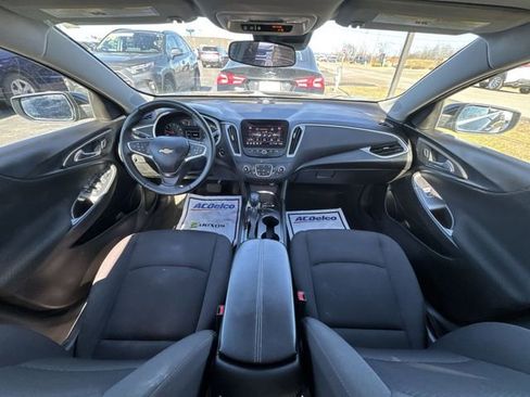 Used 2023 Chevrolet Malibu LT image 13