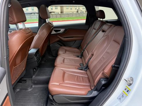 Used 2018 Audi Q7 2.0T Premium Plus AWD/4WD image 14
