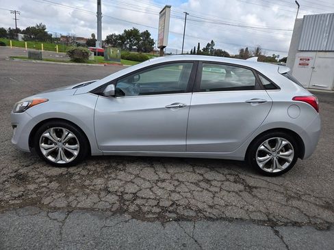Used 2013 Hyundai Elantra GT w/ Touch & Go Pkg FWD image 18