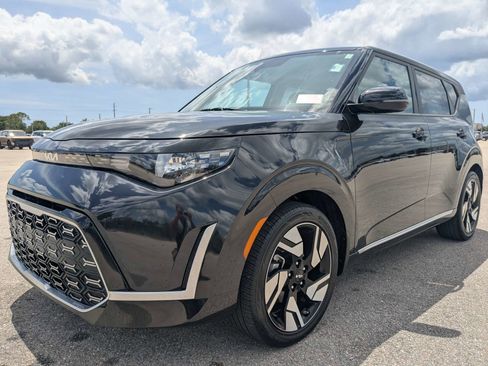 Certified 2023 Kia Soul GT-Line FWD image 9
