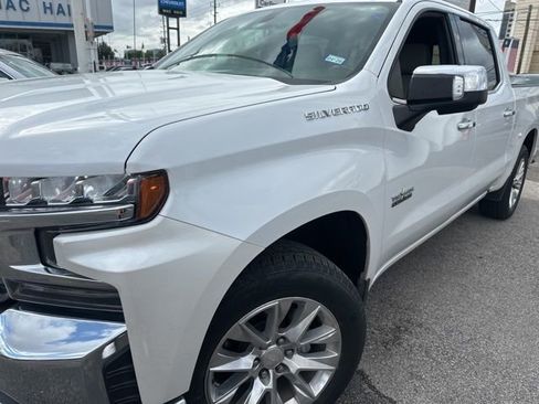 Used 2022 Chevrolet Silverado 1500 LTZ w/ LTZ Convenience Package II image 4