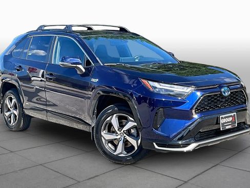 Used 2023 Toyota RAV4 SE w/ Weather & Moonroof Package AWD/4WD image 3
