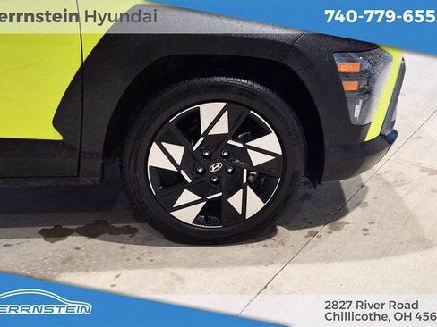 Used 2024 Hyundai Kona SEL image 28