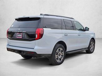 New 2026 Ford Expedition Active RWD video 2