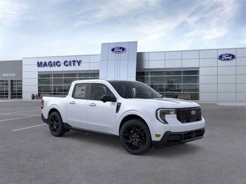 New 2025 Ford Maverick Lariat w/ Black Appearance Package AWD/4WD image 7