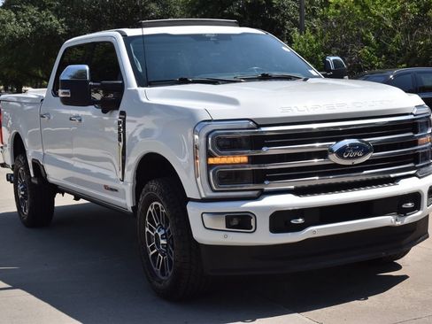 Used 2024 Ford F250 Limited AWD/4WD image 4