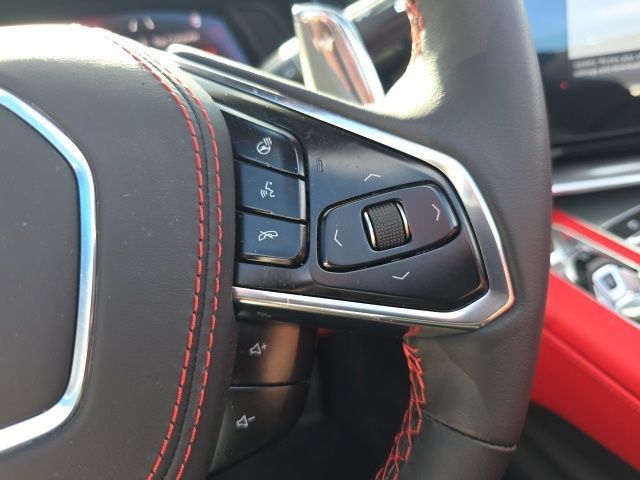 Used 2024 Chevrolet Corvette Stingray Premium Conv w/ Z51 Performance Package RWD image 25