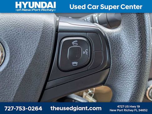 Used 2015 Toyota Camry LE FWD image 27