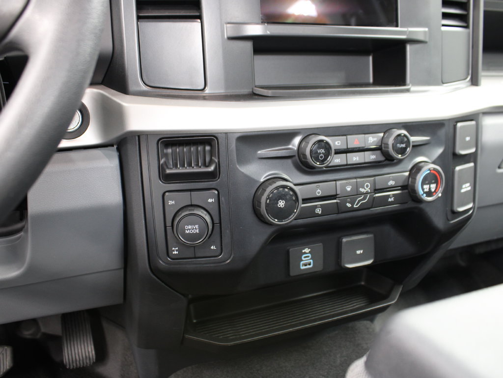 Used 2025 Ford F350 XL w/ STX Appearance Package AWD/4WD image 65