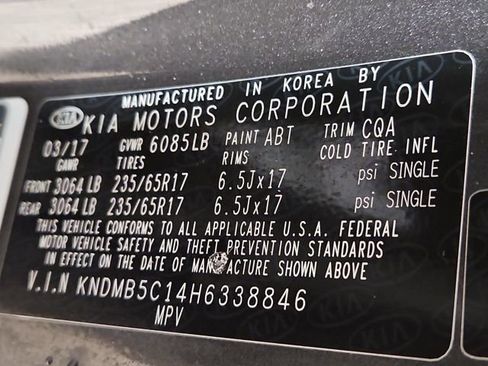 Used 2017 Kia Sedona LX w/ LX Essentials Premium Package image 29