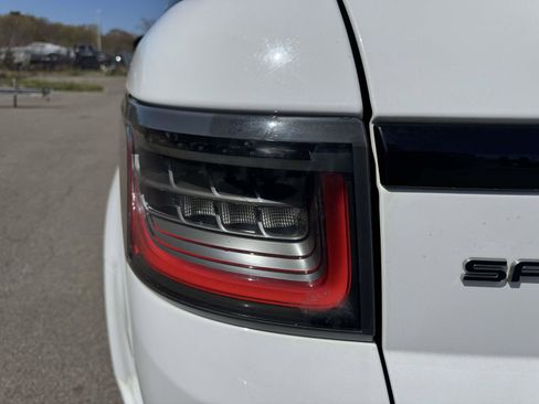Used 2019 Land Rover Range Rover Sport HSE Dynamic AWD/4WD image 11