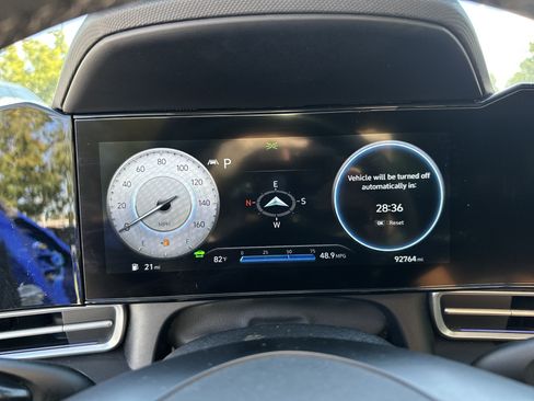 Used 2023 Hyundai Elantra Limited w/ Cargo Package FWD image 21