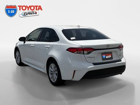 Certified 2026 Toyota Corolla LE w/ LE Premium Package FWD image 3