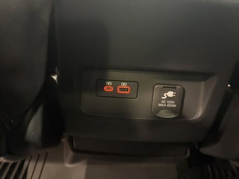 Certified 2025 Nissan Frontier PRO-4X w/ Pro Premium Package image 23