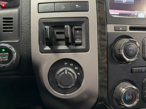 Used 2015 Ford Expedition Limited w/ Equipment Group 301A image 43