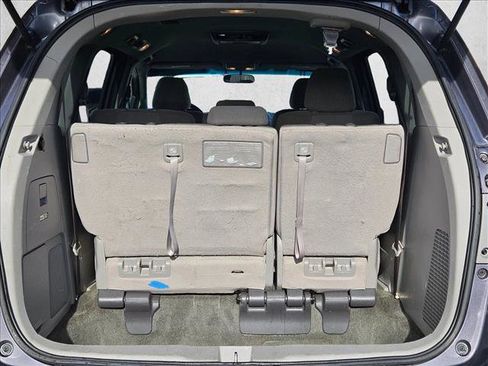 Used 2016 Honda Odyssey SE image 5