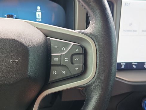 Used 2025 Ford Bronco Outer Banks AWD/4WD image 19