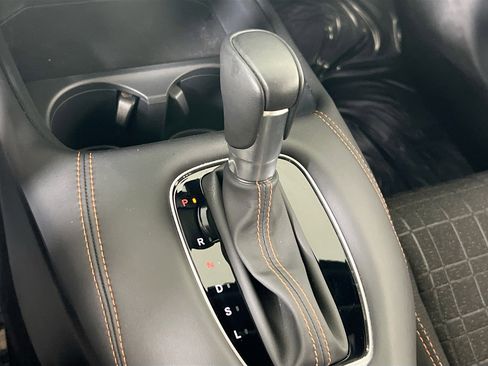Used 2025 Honda HR-V Sport image 16