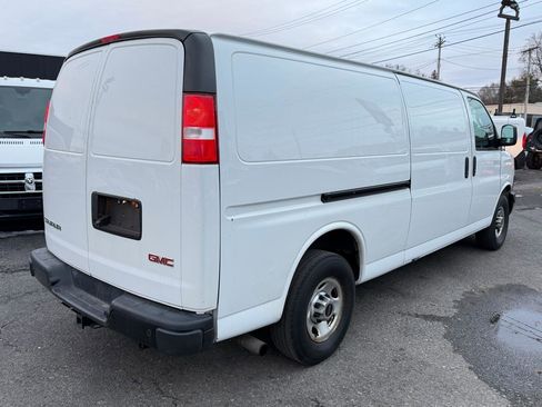Used 2020 GMC Savana 3500 Extended w/ Driver Convenience Package image 7