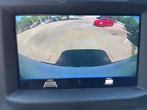 Used 2022 Chevrolet Silverado 1500 Custom w/ Safety Confidence Package AWD/4WD image 15