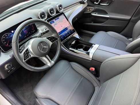 Certified 2026 Mercedes-Benz C 300 4MATIC Sedan image 4
