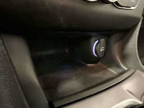 Used 2023 Dodge Charger SXT image 18