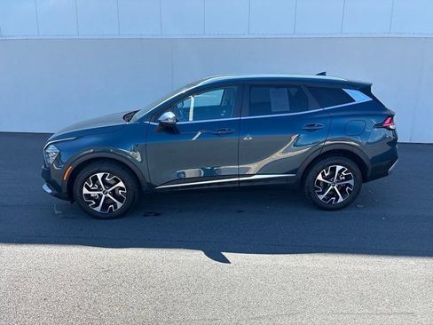 Used 2024 Kia Sportage EX AWD/4WD image 19