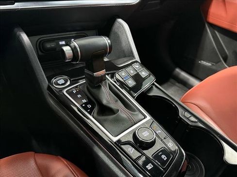 Used 2023 Kia Sportage SX image 16