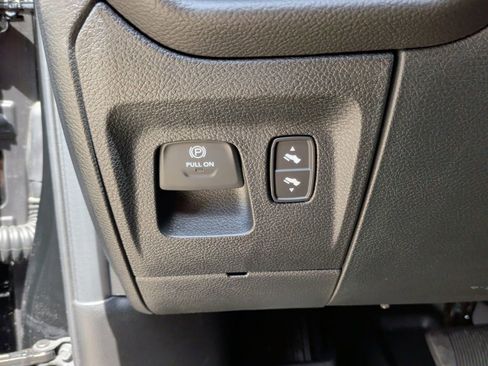 New 2026 RAM 1500 2WD Crew Cab image 16